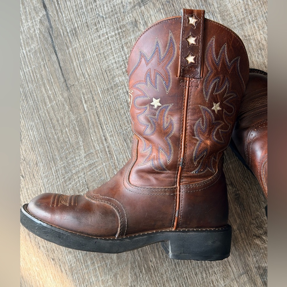 Ariat Style 16726 Western Boots – Size 6B – Round Toe – Brown Leather